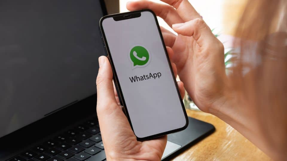 כפתור WhatsApp חיוני בבניית אתרים